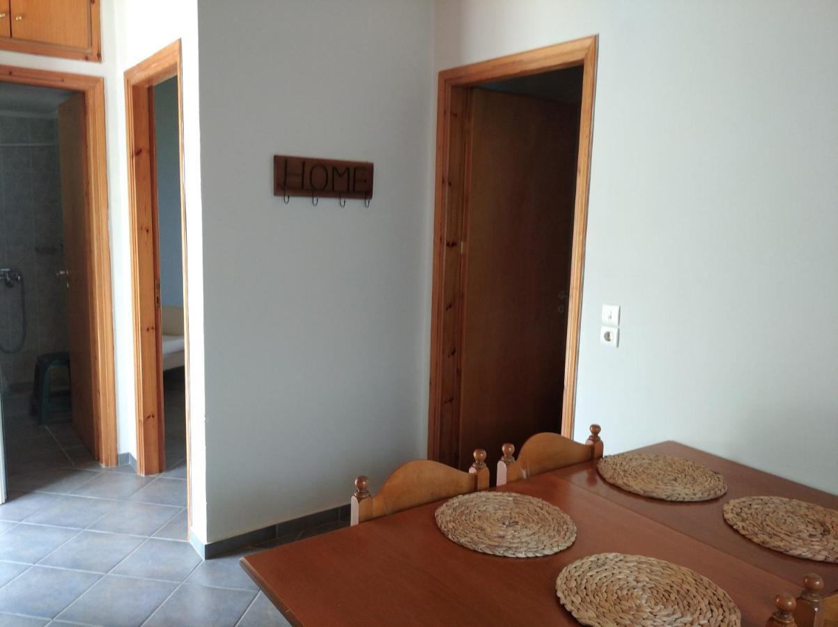 Aggeliki House 3 Vila Kómboi Exterior foto